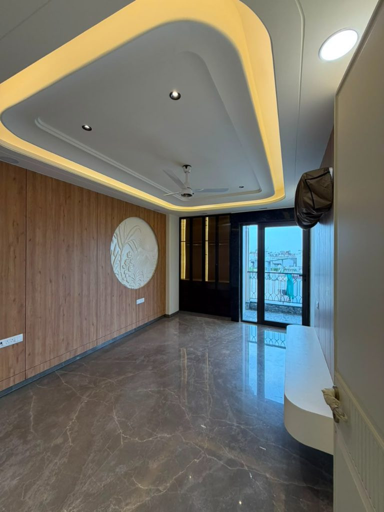 Builder Floor