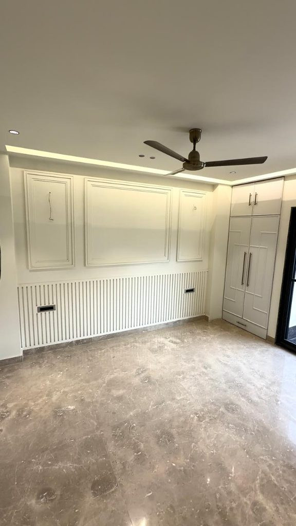 Builder Floor